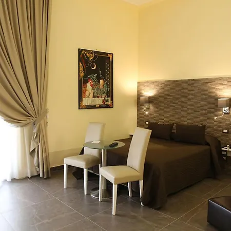Boutique Hotel Piazza Carità-2